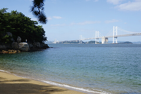 沙弥島海岸