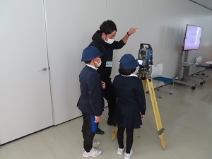 屋島東小学校団体見学1