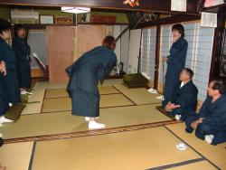 射手の弓の稽古がはじまる