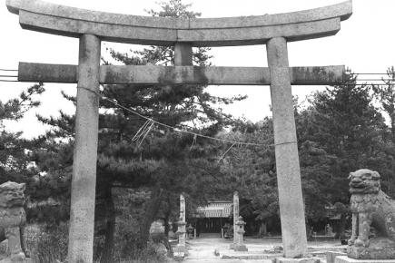 江の浦地区の広島神社鳥居