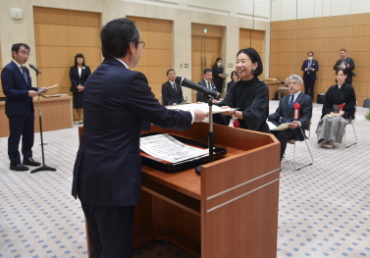香川県文化芸術選奨受賞神垣夏子氏